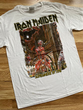 Load image into Gallery viewer, Iron Maiden - Somewhere in time Shirt
